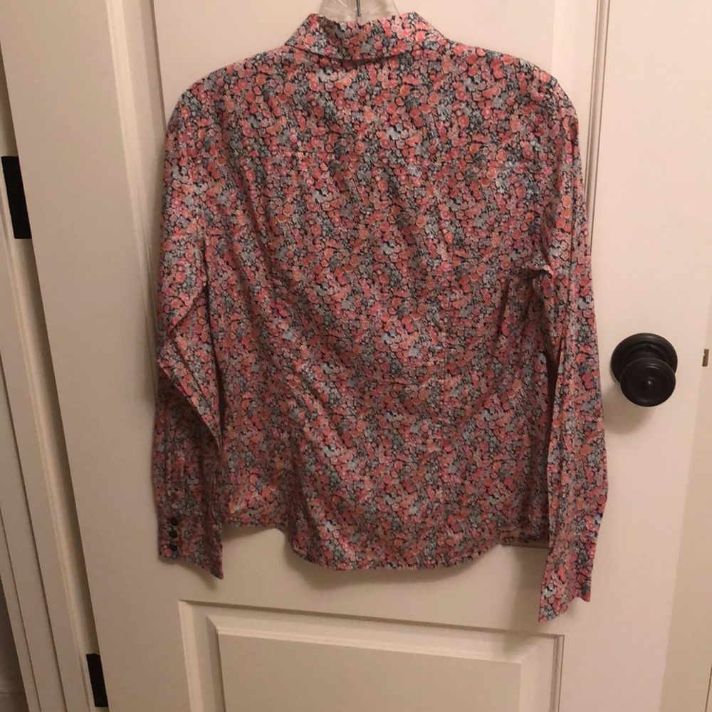 Button down - Picture 4 of 4